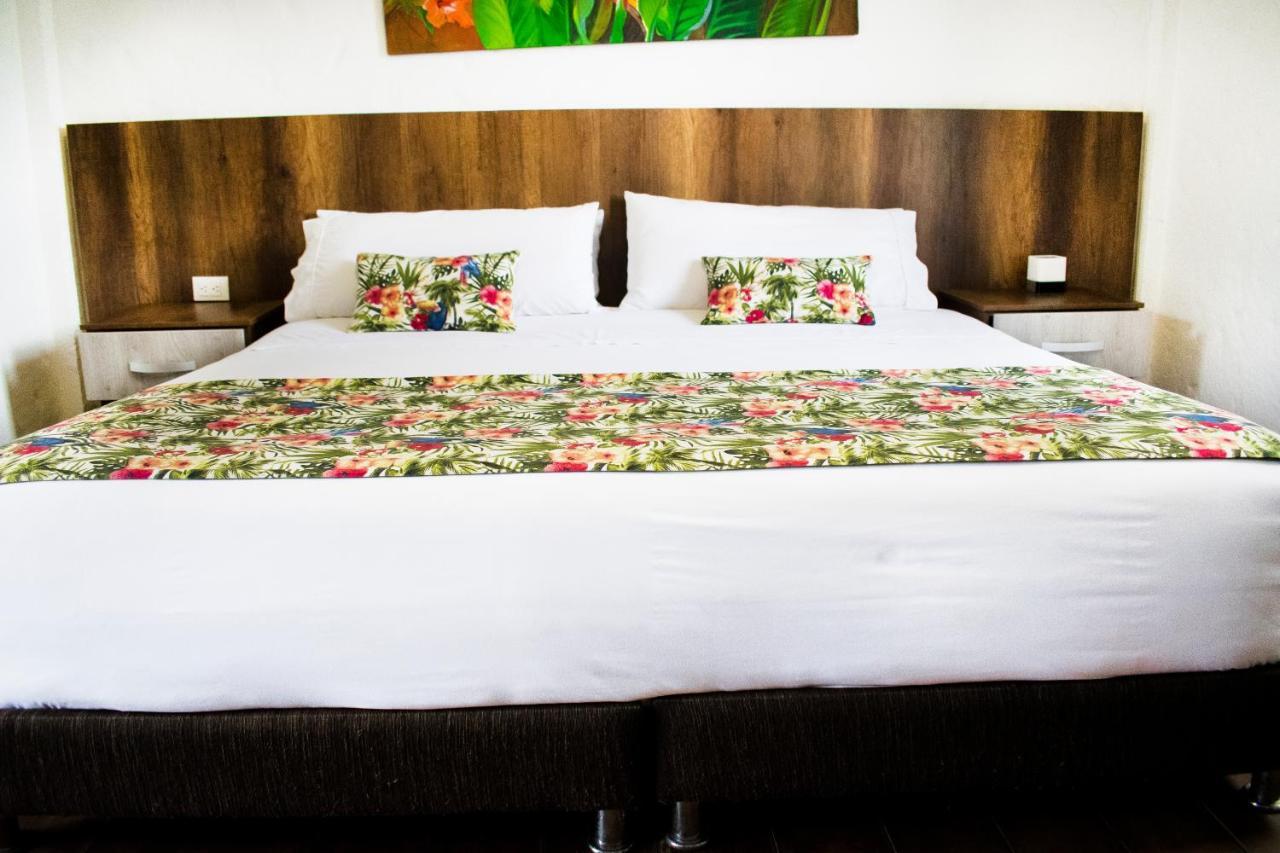 Hotel Hacienda Santa Clara Santa Rosa de Cabal Buitenkant foto