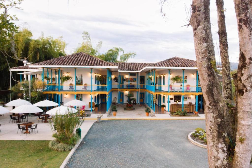 Hotel Hacienda Santa Clara Santa Rosa de Cabal Buitenkant foto