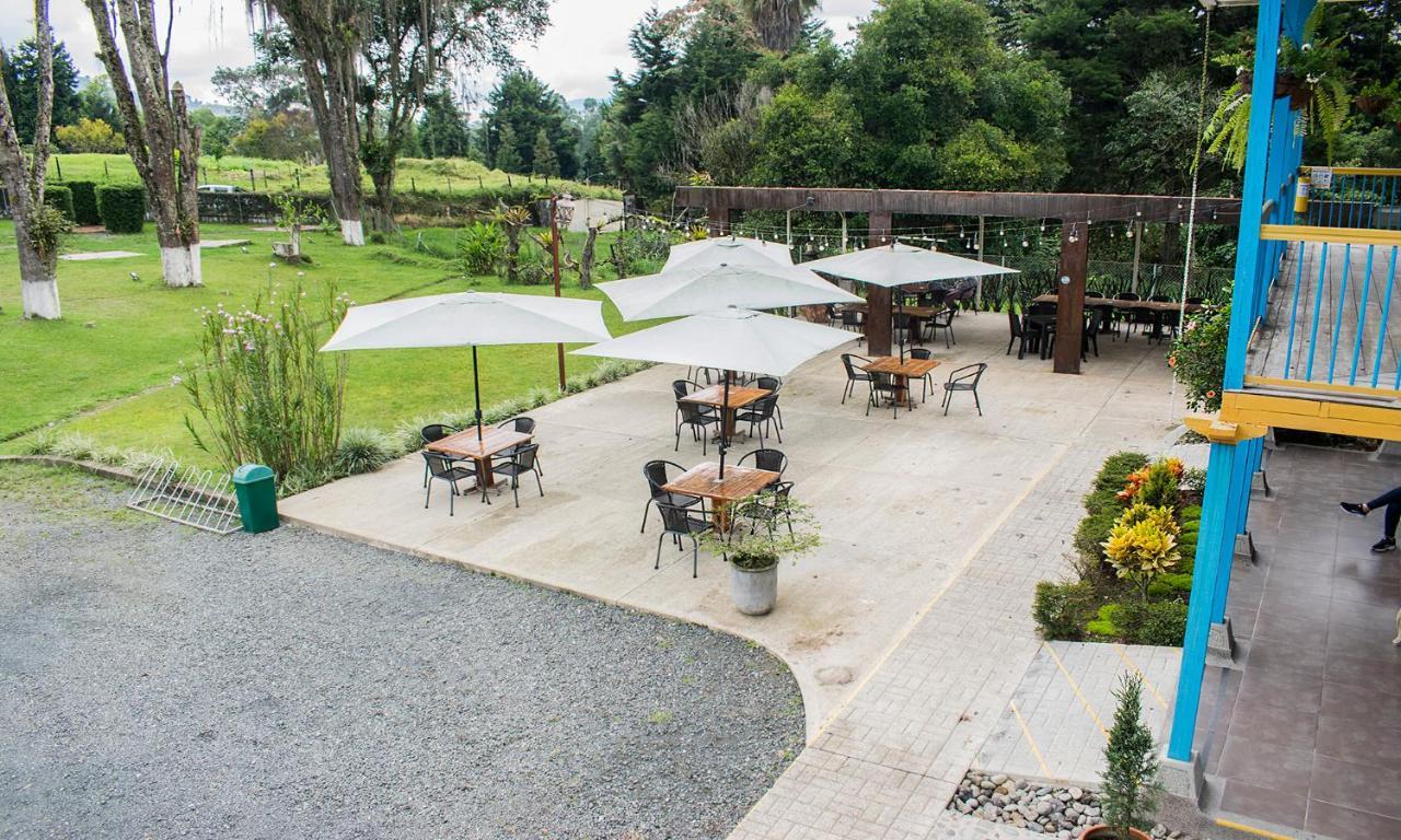 Hotel Hacienda Santa Clara Santa Rosa de Cabal Buitenkant foto